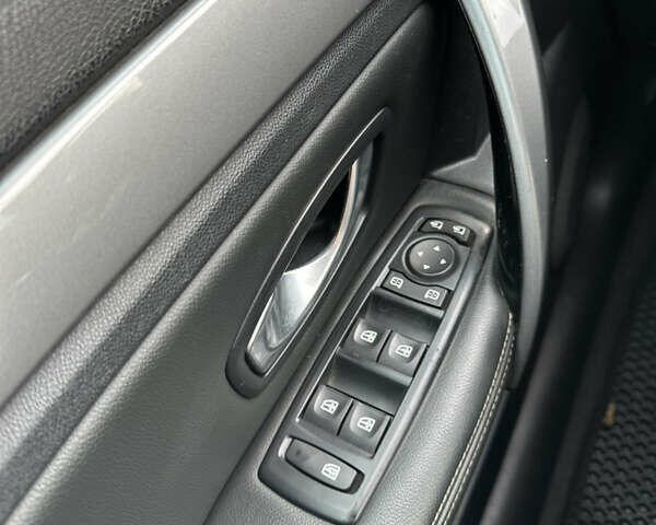 Белый Рено Лагуна, объемом двигателя 2 л и пробегом 209 тыс. км за 7700 $, фото 14 на Automoto.ua