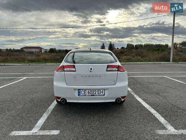 Белый Рено Лагуна, объемом двигателя 2 л и пробегом 209 тыс. км за 7700 $, фото 5 на Automoto.ua