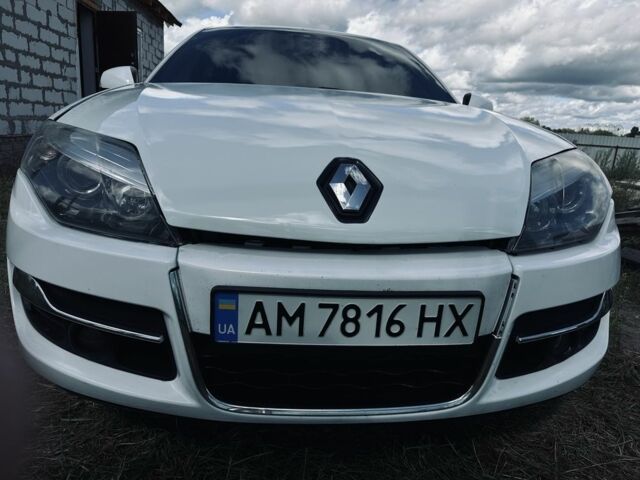 Білий Рено Лагуна, об'ємом двигуна 1.5 л та пробігом 285 тис. км за 5800 $, фото 2 на Automoto.ua