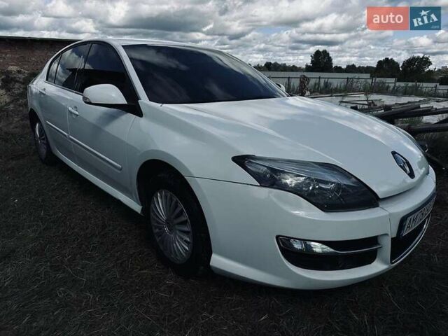 Білий Рено Лагуна, об'ємом двигуна 1.5 л та пробігом 285 тис. км за 5800 $, фото 2 на Automoto.ua