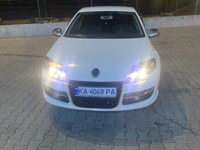 Белый Рено Лагуна, объемом двигателя 1.5 л и пробегом 255 тыс. км за 8200 $, фото 1 на Automoto.ua