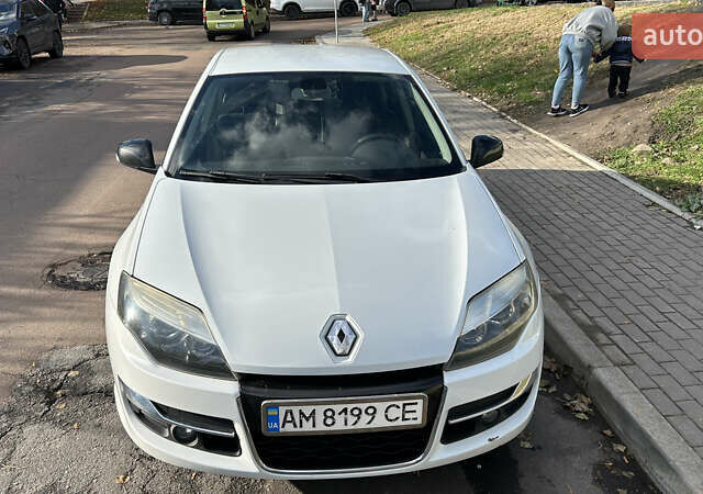 Рено Лагуна 2012 в Житомире на Automoto.ua Белый Рено Лагуна, объемом двигателя 1.46 л и пробегом 328 тыс. км за 7100 $, фото 26 на Automoto.ua