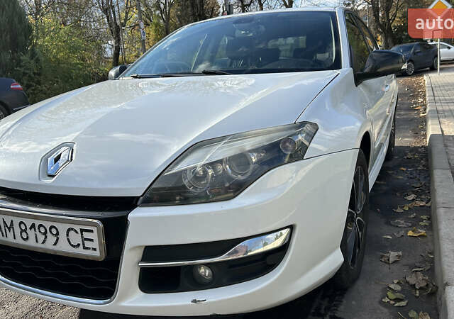 Рено Лагуна 2012 в Житомире на Automoto.ua Белый Рено Лагуна, объемом двигателя 1.46 л и пробегом 328 тыс. км за 7100 $, фото 24 на Automoto.ua