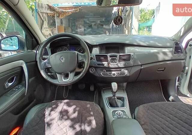 Білий Рено Лагуна, об'ємом двигуна 1.46 л та пробігом 222 тис. км за 6500 $, фото 10 на Automoto.ua