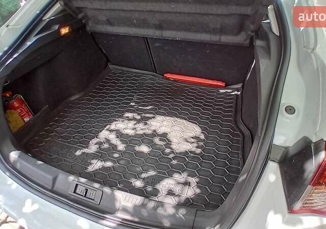 Білий Рено Лагуна, об'ємом двигуна 1.46 л та пробігом 222 тис. км за 6500 $, фото 7 на Automoto.ua