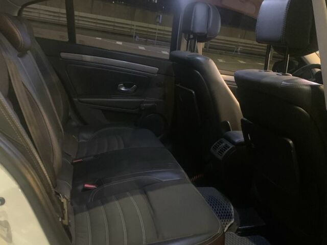 Белый Рено Лагуна, объемом двигателя 1.5 л и пробегом 255 тыс. км за 8200 $, фото 9 на Automoto.ua