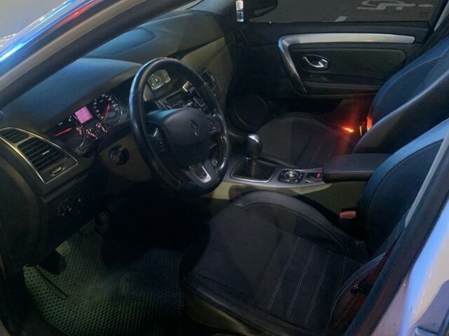 Белый Рено Лагуна, объемом двигателя 1.5 л и пробегом 255 тыс. км за 8200 $, фото 11 на Automoto.ua