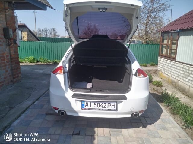 Белый Рено Лагуна, объемом двигателя 2 л и пробегом 310 тыс. км за 6000 $, фото 15 на Automoto.ua