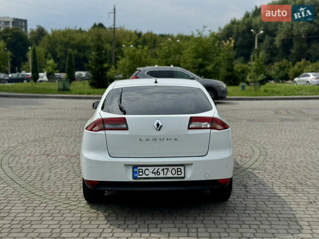 Белый Рено Лагуна, объемом двигателя 2 л и пробегом 281 тыс. км за 8200 $, фото 4 на Automoto.ua