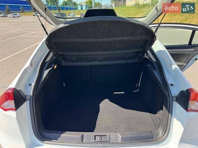 Белый Рено Лагуна, объемом двигателя 1.5 л и пробегом 219 тыс. км за 8200 $, фото 8 на Automoto.ua