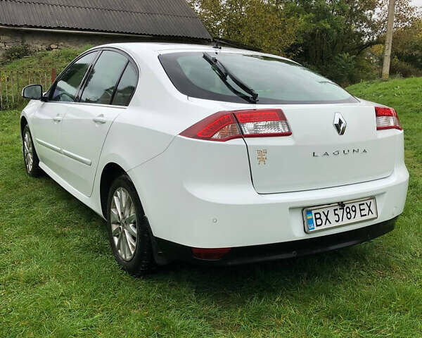 Белый Рено Лагуна, объемом двигателя 2 л и пробегом 318 тыс. км за 5500 $, фото 7 на Automoto.ua