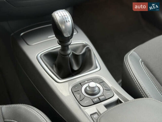 Белый Рено Лагуна, объемом двигателя 2 л и пробегом 246 тыс. км за 7999 $, фото 13 на Automoto.ua