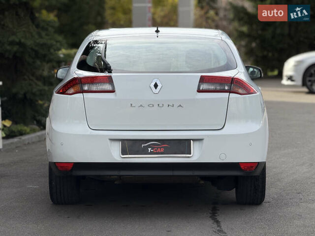 Белый Рено Лагуна, объемом двигателя 2 л и пробегом 246 тыс. км за 7999 $, фото 8 на Automoto.ua