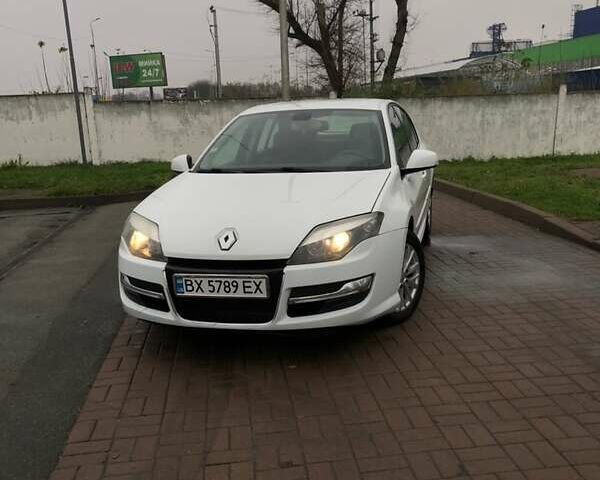 Білий Рено Лагуна, об'ємом двигуна 2 л та пробігом 318 тис. км за 7050 $, фото 1 на Automoto.ua