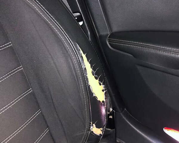 Белый Рено Лагуна, объемом двигателя 2 л и пробегом 318 тыс. км за 5500 $, фото 2 на Automoto.ua