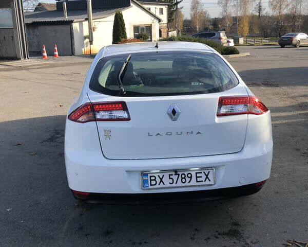 Белый Рено Лагуна, объемом двигателя 1.46 л и пробегом 318 тыс. км за 6100 $, фото 4 на Automoto.ua