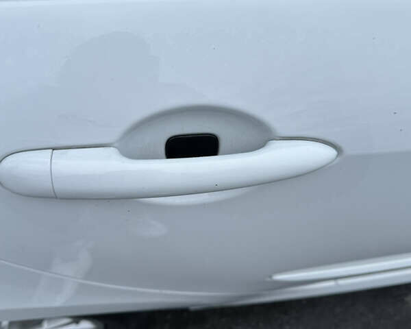 Белый Рено Лагуна, объемом двигателя 1.5 л и пробегом 243 тыс. км за 8400 $, фото 24 на Automoto.ua