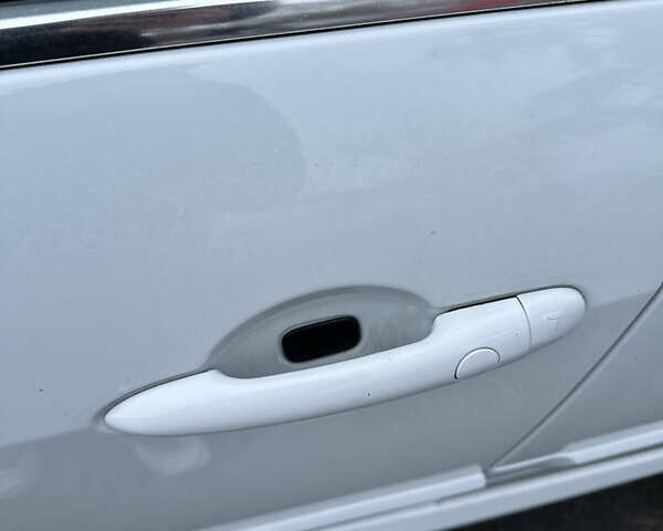 Белый Рено Лагуна, объемом двигателя 1.5 л и пробегом 243 тыс. км за 8400 $, фото 26 на Automoto.ua