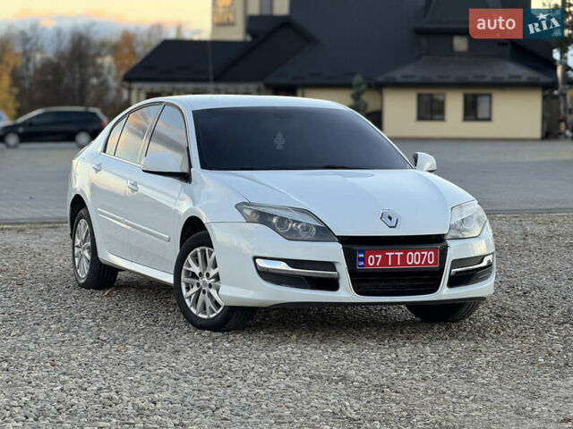 Рено Лагуна 2015 в Коломые на Automoto.ua Белый Рено Лагуна, объемом двигателя 0 л и пробегом 218 тыс. км за 7500 $, фото 2 на Automoto.ua