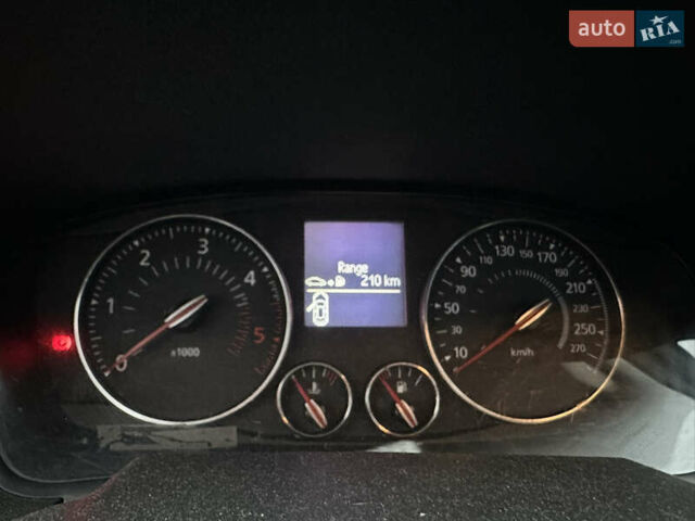 Белый Рено Лагуна, объемом двигателя 1.5 л и пробегом 243 тыс. км за 8400 $, фото 12 на Automoto.ua