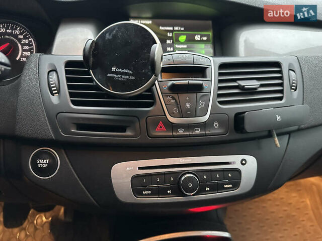 Белый Рено Лагуна, объемом двигателя 1.5 л и пробегом 243 тыс. км за 8400 $, фото 14 на Automoto.ua