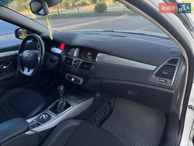 Рено Лагуна 2015 в Коломые на Automoto.ua Белый Рено Лагуна, объемом двигателя 0 л и пробегом 218 тыс. км за 7500 $, фото 42 на Automoto.ua