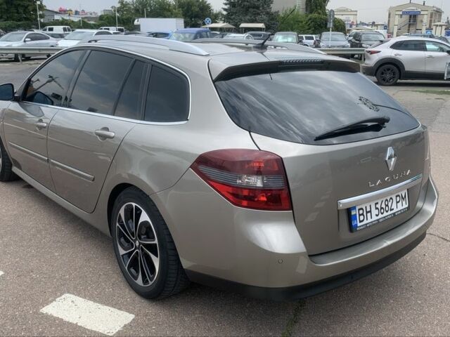 Бежевый Рено Лагуна, объемом двигателя 1.5 л и пробегом 260 тыс. км за 9000 $, фото 7 на Automoto.ua