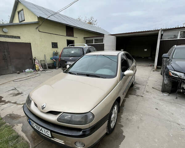 Бежевий Рено Лагуна, об'ємом двигуна 2 л та пробігом 279 тис. км за 2550 $, фото 3 на Automoto.ua