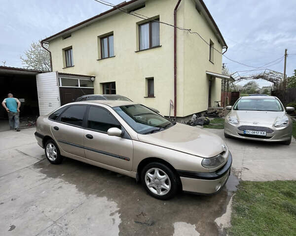 Бежевий Рено Лагуна, об'ємом двигуна 2 л та пробігом 279 тис. км за 2550 $, фото 4 на Automoto.ua