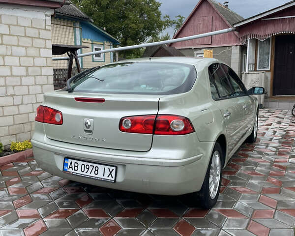 Бежевый Рено Лагуна, объемом двигателя 2 л и пробегом 215 тыс. км за 4600 $, фото 4 на Automoto.ua