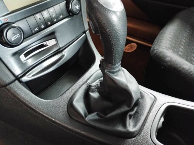 Черный Рено Лагуна, объемом двигателя 2 л и пробегом 173 тыс. км за 5200 $, фото 14 на Automoto.ua