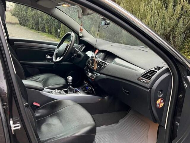 Рено Лагуна 2010 в Самборе на Automoto.ua Черный Рено Лагуна, объемом двигателя 2 л и пробегом 201 тыс. км за 7000 $, фото 8 на Automoto.ua