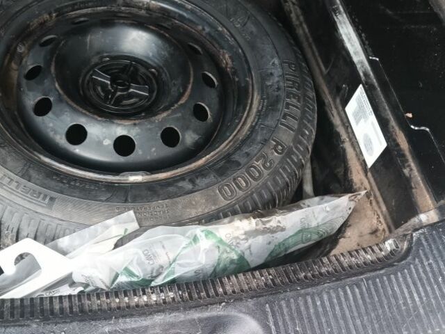 Черный Рено Лагуна, объемом двигателя 2.2 л и пробегом 416 тыс. км за 1500 $, фото 10 на Automoto.ua