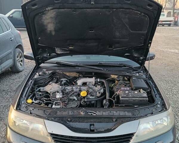 Черный Рено Лагуна, объемом двигателя 1.87 л и пробегом 440 тыс. км за 2700 $, фото 19 на Automoto.ua