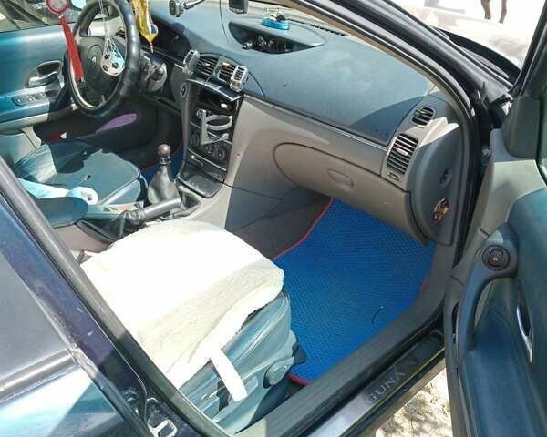 Черный Рено Лагуна, объемом двигателя 1.87 л и пробегом 410 тыс. км за 3050 $, фото 1 на Automoto.ua