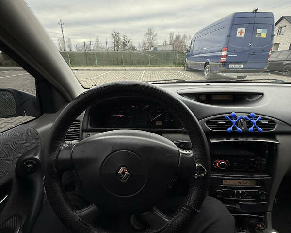 Черный Рено Лагуна, объемом двигателя 1.87 л и пробегом 325 тыс. км за 3599 $, фото 8 на Automoto.ua