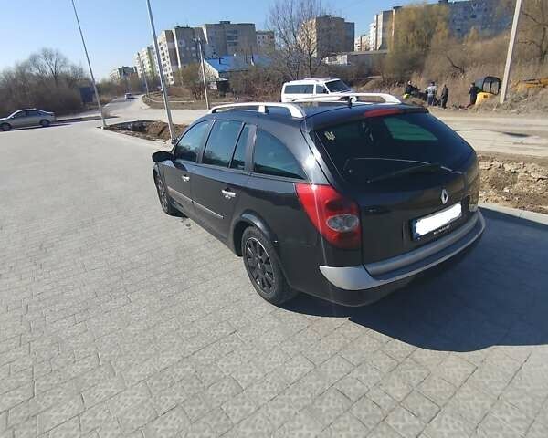 Черный Рено Лагуна, объемом двигателя 2.2 л и пробегом 363 тыс. км за 3300 $, фото 4 на Automoto.ua