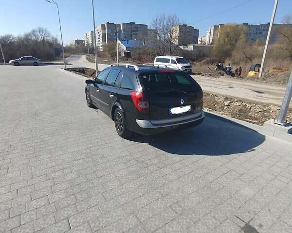 Черный Рено Лагуна, объемом двигателя 2.2 л и пробегом 363 тыс. км за 3300 $, фото 1 на Automoto.ua