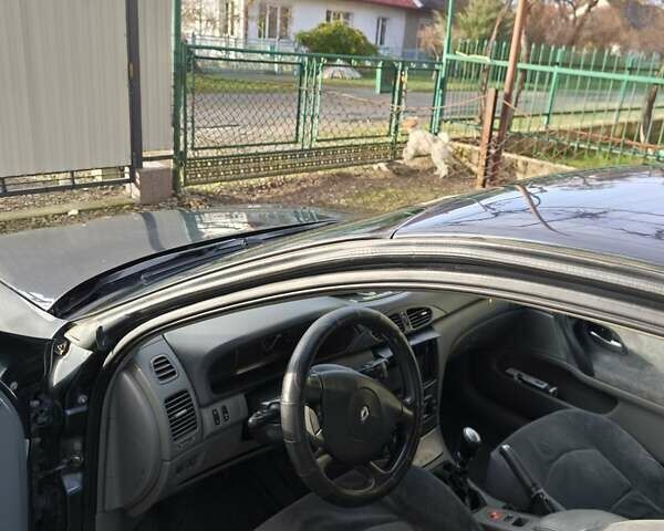 Черный Рено Лагуна, объемом двигателя 1.87 л и пробегом 210 тыс. км за 3800 $, фото 11 на Automoto.ua