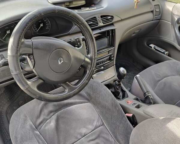 Черный Рено Лагуна, объемом двигателя 1.87 л и пробегом 210 тыс. км за 3800 $, фото 12 на Automoto.ua