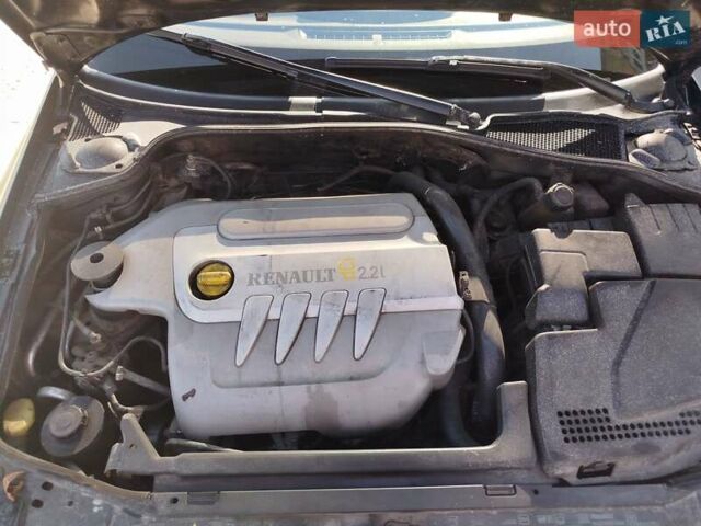 Черный Рено Лагуна, объемом двигателя 2.2 л и пробегом 363 тыс. км за 3300 $, фото 13 на Automoto.ua
