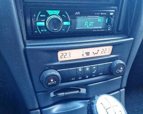 Черный Рено Лагуна, объемом двигателя 1.8 л и пробегом 371 тыс. км за 2499 $, фото 6 на Automoto.ua