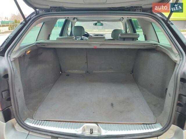 Черный Рено Лагуна, объемом двигателя 2.2 л и пробегом 367 тыс. км за 3200 $, фото 11 на Automoto.ua