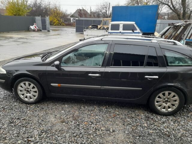 Черный Рено Лагуна, объемом двигателя 2 л и пробегом 420 тыс. км за 1800 $, фото 3 на Automoto.ua