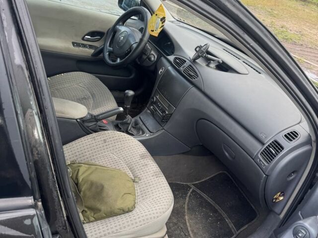 Чорний Рено Лагуна, об'ємом двигуна 0 л та пробігом 350 тис. км за 2500 $, фото 5 на Automoto.ua