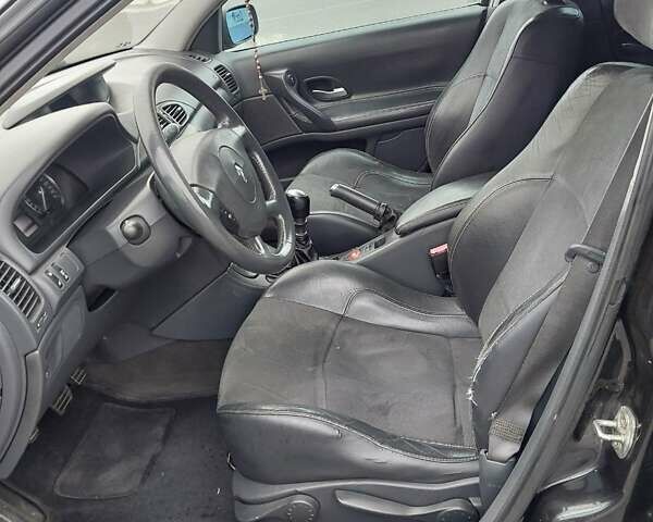 Черный Рено Лагуна, объемом двигателя 2 л и пробегом 327 тыс. км за 3500 $, фото 13 на Automoto.ua