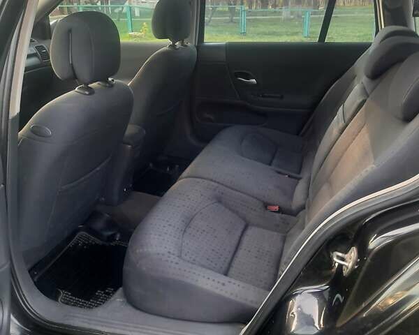 Черный Рено Лагуна, объемом двигателя 1.87 л и пробегом 300 тыс. км за 2700 $, фото 4 на Automoto.ua