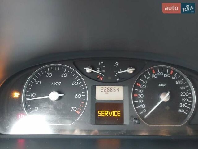 Черный Рено Лагуна, объемом двигателя 2 л и пробегом 327 тыс. км за 3500 $, фото 23 на Automoto.ua