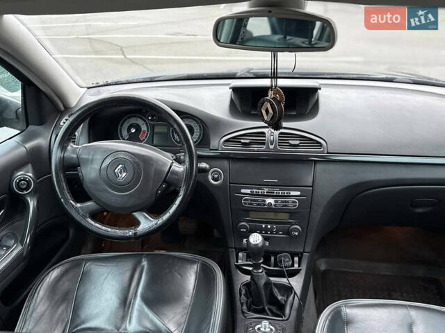 Черный Рено Лагуна, объемом двигателя 2 л и пробегом 356 тыс. км за 5500 $, фото 9 на Automoto.ua