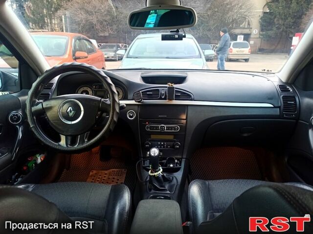 Черный Рено Лагуна, объемом двигателя 2 л и пробегом 222 тыс. км за 4400 $, фото 8 на Automoto.ua